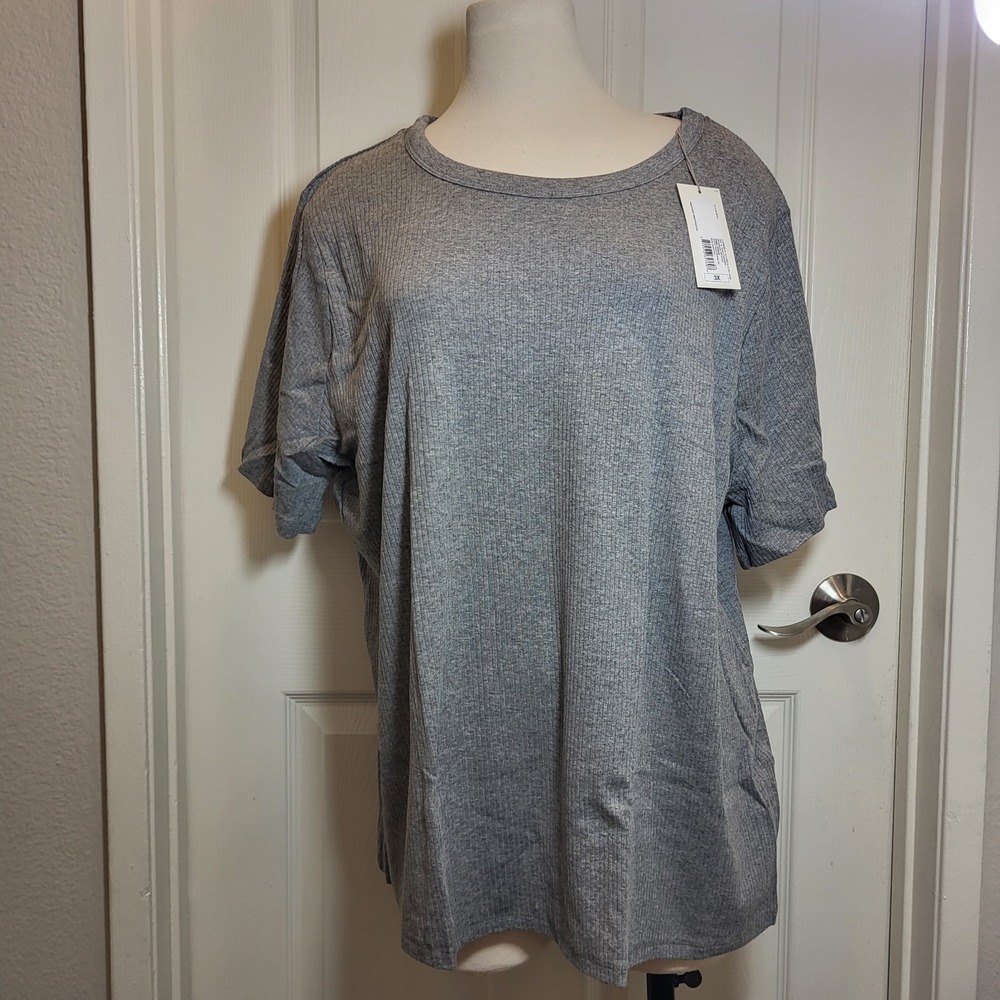 New! A New Day Short Sleeve Crewneck T-shirt Heather Gray Women's Size 3X‎